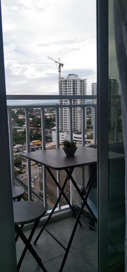 Marcos Condotel-Inspiria Condominium Davao Stadt Exterior foto